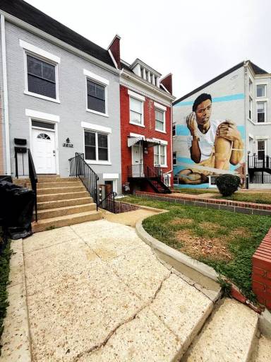 Main picture of 3655 13th St NW