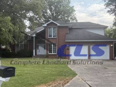 Main picture of 80 Ridgecrest Ct