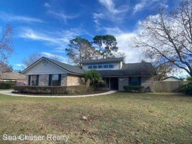 Main picture of 541 Harrison Ave