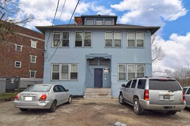 Main picture of 3640 Reading Rd