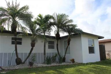 Main picture of 30055 SW 143rd Ct