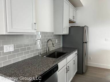 Main picture of 2127 Dennis Ln