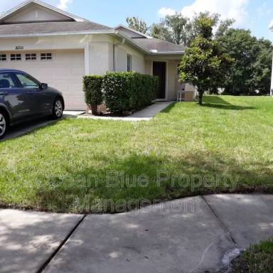 Main picture of 18200 Cypress Bay Pkwy