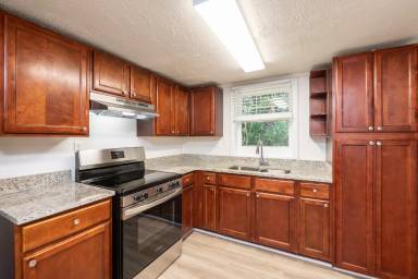 Main picture of 3454 Rockbridge Rd