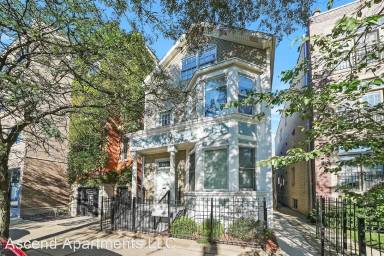 Main picture of 2553 N Southport Ave