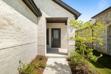 Main picture of 602 Cottagewood Dr
