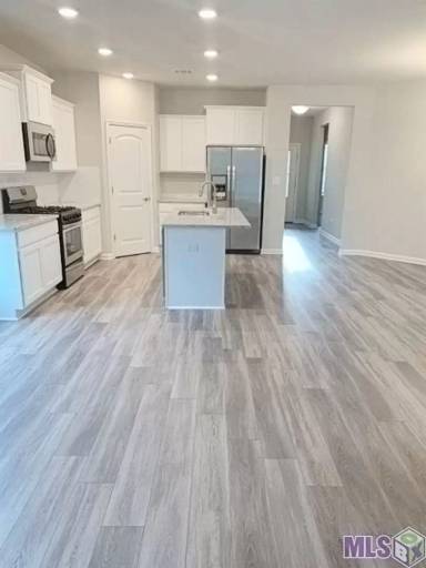 Main picture of 1114 Foxtail Dr
