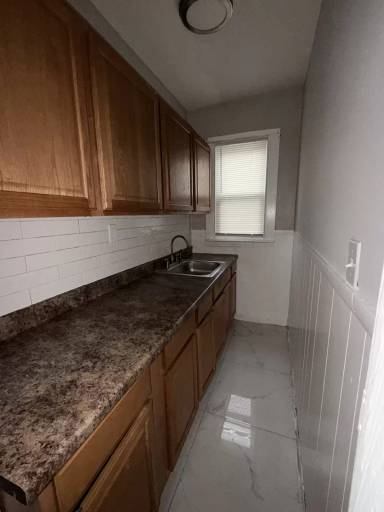 Main picture of 85 Morris St