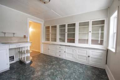 Main picture of 127 Woodlawn - B