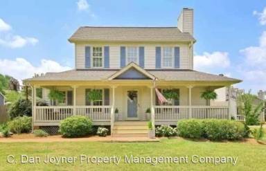 Main picture of 200 Polo Dr