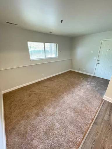 Main picture of 930-936 W Rollins Rd Apartments