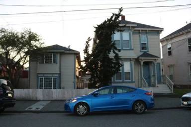 Main picture of 800 California St