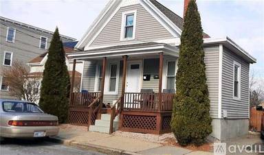 Main picture of 360 Paradis Ave