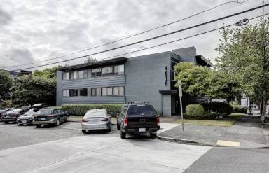 Main picture of 4618 Fremont Ave N