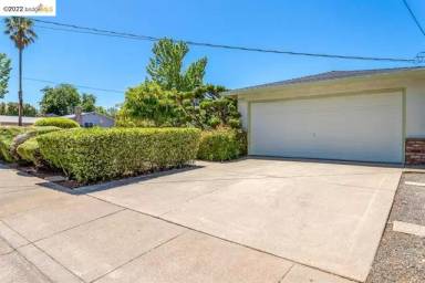 Main picture of 5554 Indiana Dr