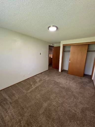 Main picture of 401 Holly St