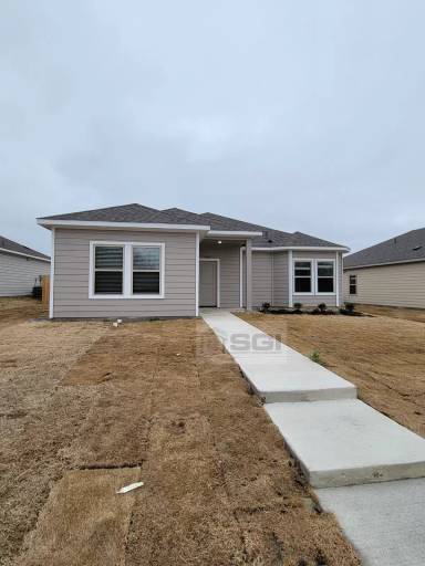 Main picture of 4007 Wellington St