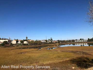 Main picture of 2666 Worden St