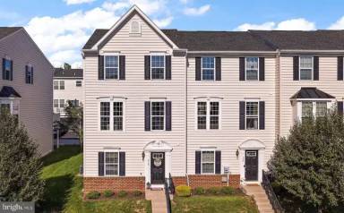 Main picture of 418 Lopata Rd