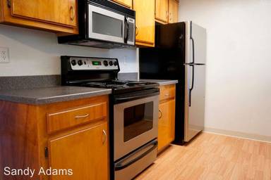 Main picture of 863 W California Ave