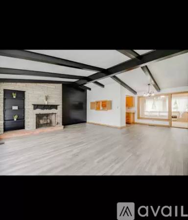 Main picture of 2441 Merit Ave