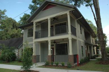 Main picture of 931 SW 5th Ave