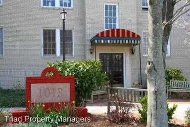 Main picture of 1013 N Elm St