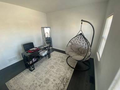 Main picture of 7842 Whipple Pl
