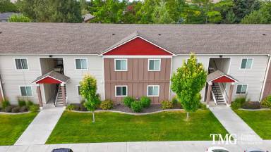 Main picture of 5809 W Clearwater Ave