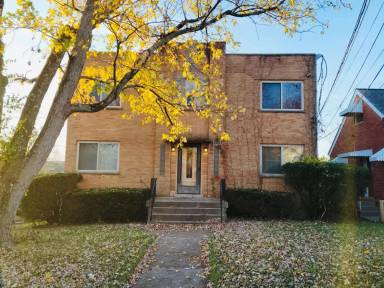 Main picture of 1951 N Lynndale Ave