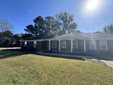 Main picture of 107 Plantation Blvd