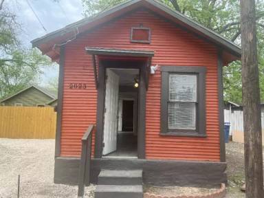 Main picture of 2023 Beaver Ln