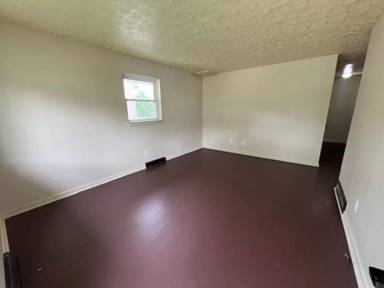 Main picture of 417 Malacca St