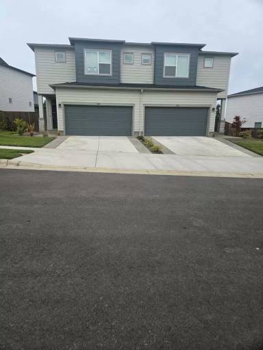 Main picture of 928 Rosebud Ct