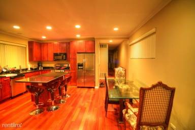 Main picture of 214 S Wood St