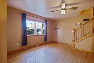 Main picture of 111 Grant St