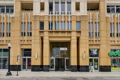 Main picture of Michigan Avenue Tower Condo II