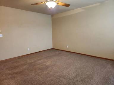 Main picture of 725 Judson St