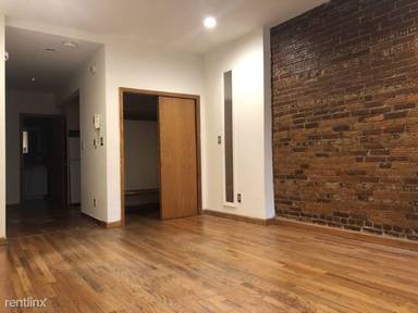 Main picture of 307 E 18th St