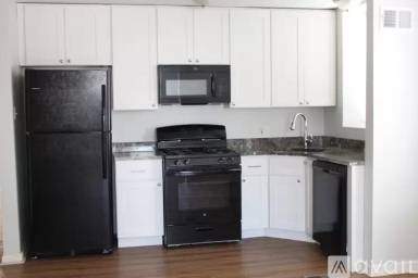 Main picture of 6970 Chippewa St