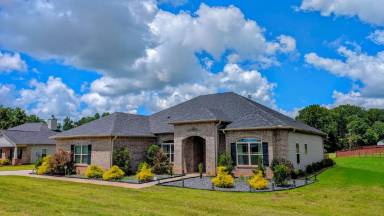 Main picture of 6055 Creekside View Ln