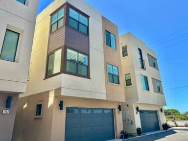 Main picture of 1060 Canal St