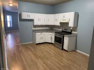 Main picture of 3146 Washington St