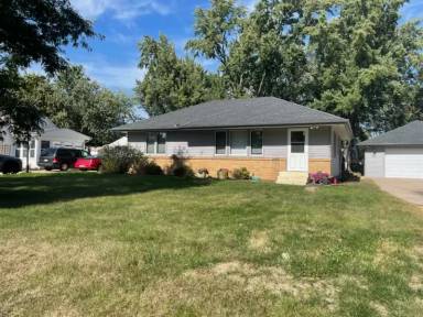 Main picture of 201 91st Ave NE
