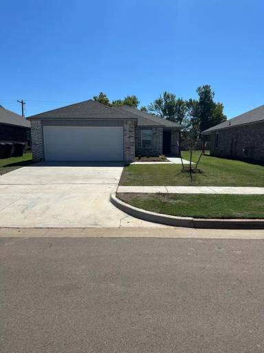Main picture of 10024 SW 43rd St
