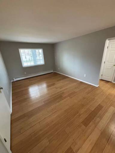 Main picture of 581 Andover St SE