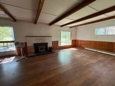 Main picture of 52220 Huntington Rd