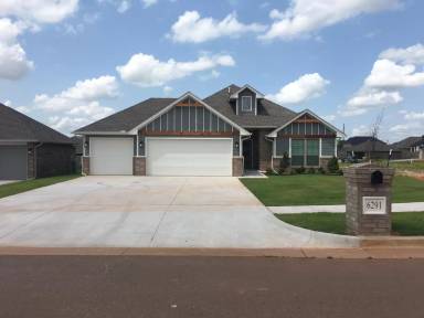 Main picture of 6259 NW 177th Cir
