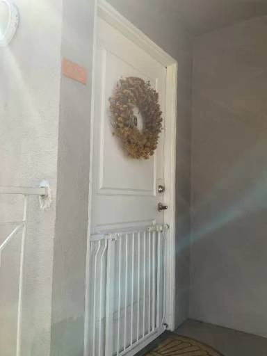 Main picture of 355 N Maple St