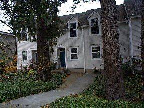 Main picture of 637 1st St